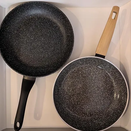 3 Bedroom-apartment With 1,5 Bathrooms *