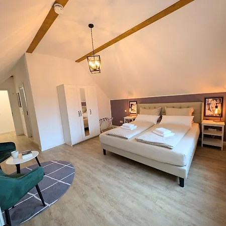 3 Bedroom-apartment With 1,5 Bathrooms Apartmán