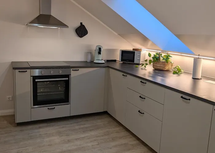 3 Bedroom-apartment With 1,5 Bathrooms Kolonie Rontgental