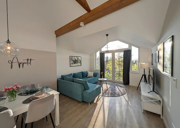 3 Bedroom-apartment With 1,5 Bathrooms *